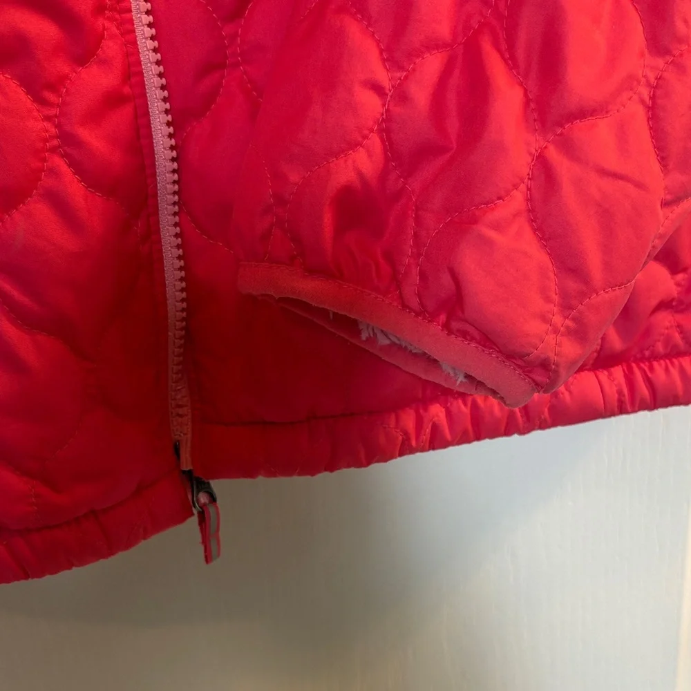 Columbia Quilted Hooded Jacket with Plush Lining Girl’s size 18/20 XL